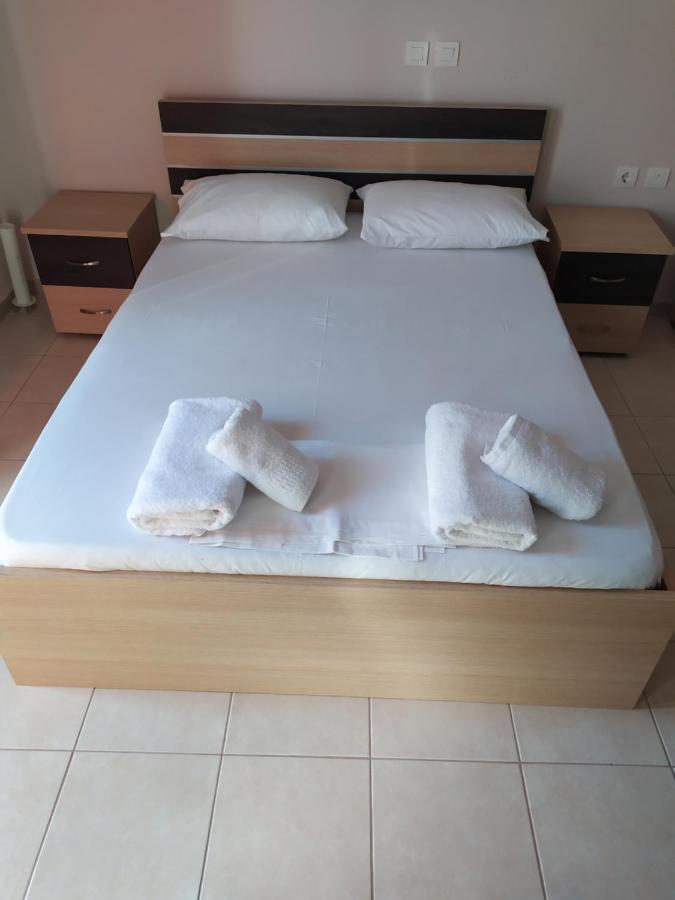 Triton Rooms Lefkandi Chalkidas Buitenkant foto