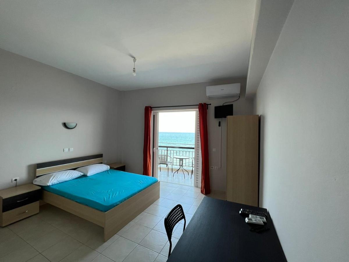 Triton Rooms Lefkandi Chalkidas Buitenkant foto