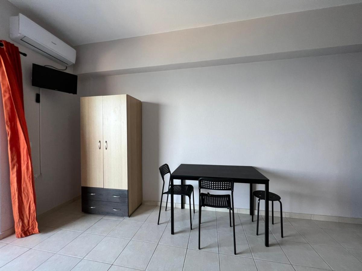 Triton Rooms Lefkandi Chalkidas Buitenkant foto